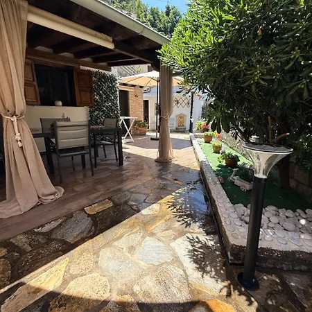 Holiday home Sea La Vie Keramidhion